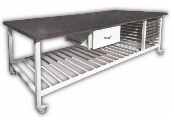 Mesa De Trabajo Inoxidable 430 C/Estructura Hierro Epoxi Y Estante De Caño 185X85X90 Cm